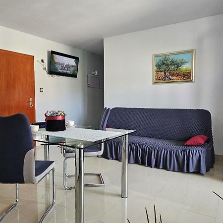 Bella Nina Apartments Šilo Exterior foto