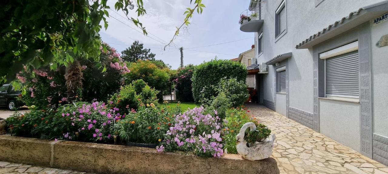Bella Nina Apartments Šilo Exterior foto